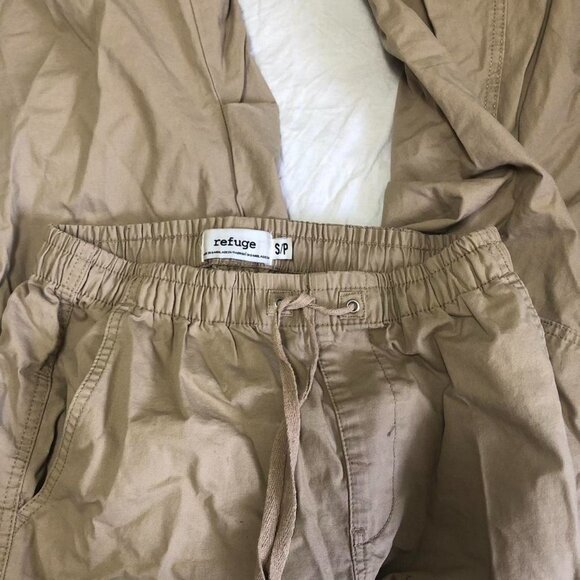 Tan and cream streetwear cargo pants - Picture 2 of 3